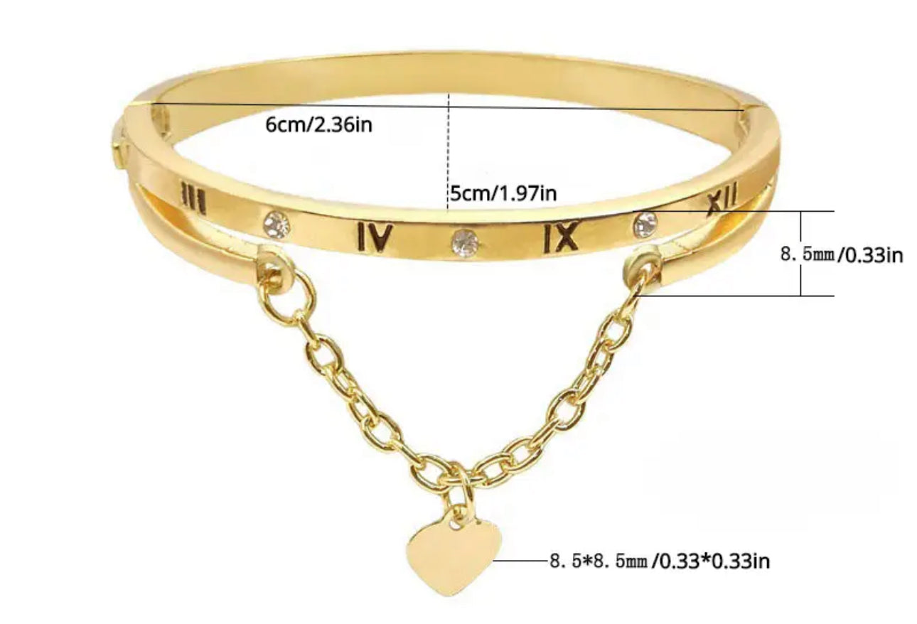 BRACELET