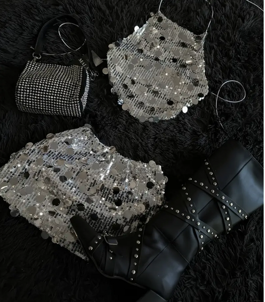 SILVER PAILLETTE TOP