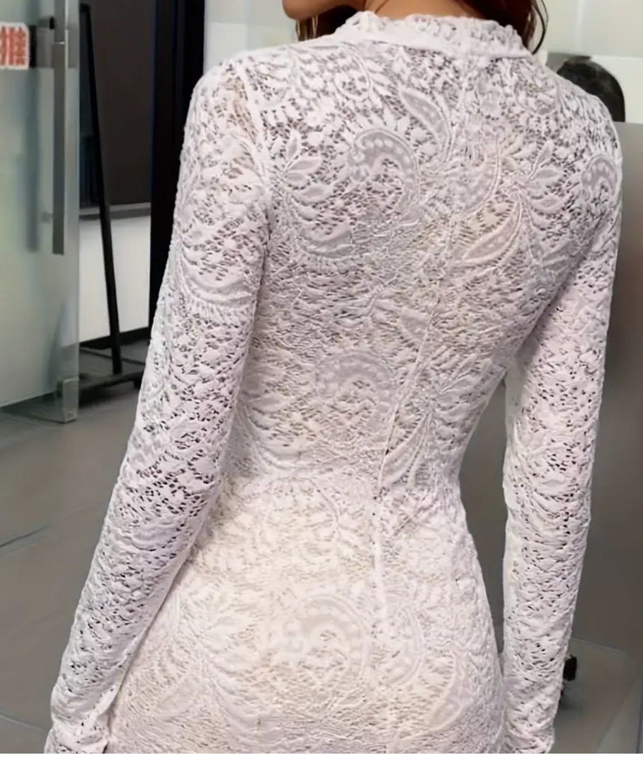 VINTAGE LACE BODYCON DRESS